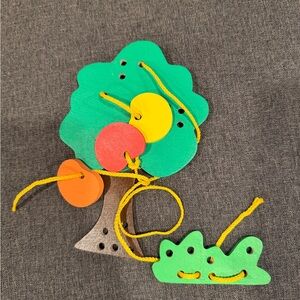 Colorful Wooden Lacing Tree Toy